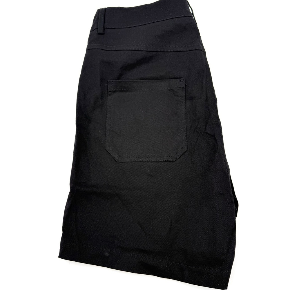NEW Pallet Pull Black Shorts Size Large (CWB0001)